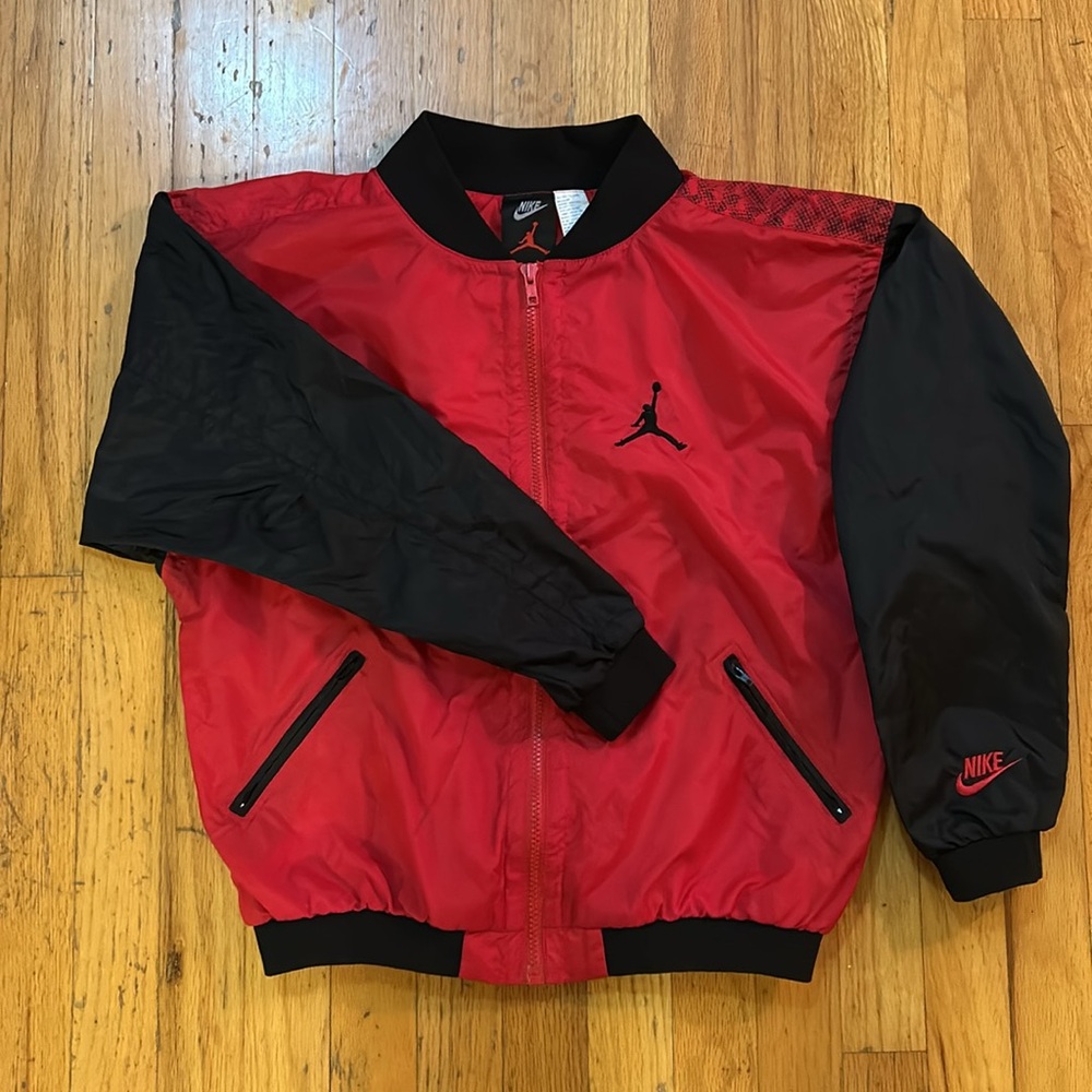 90s Jordan Jacket - Picture 5 of 10